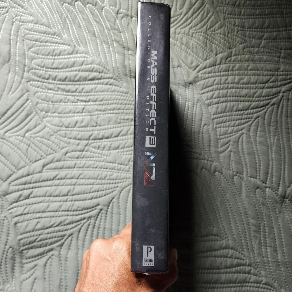 Mass Effect 3 Collectors Edition Hardcover‎ N7 Prima Game Strategy Guide